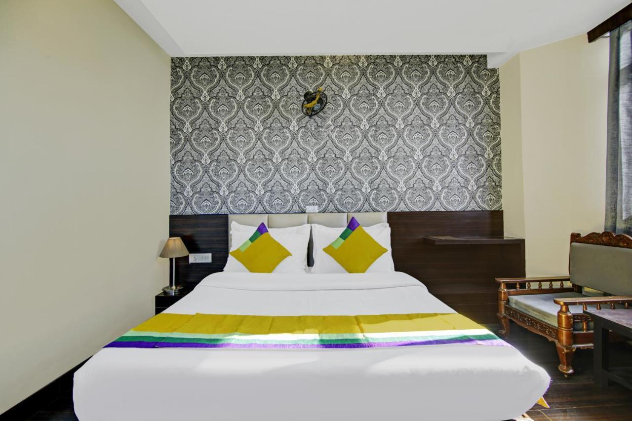 Itsy Hotels Crystal Palace With Valley View Šimla Exteriér fotografie